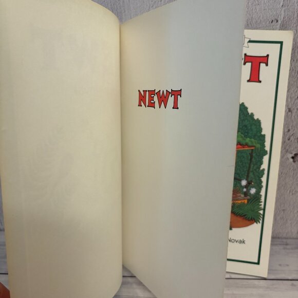 5 for $15 ๐, An I Can Read Book, NEWT, Matt Novak, Kids Book (SKU: 184MI) - Picture 3 of 5